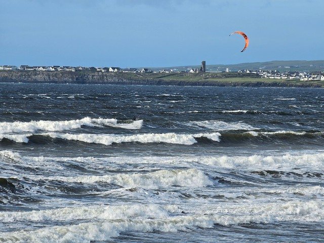 One kite surfer enjoying the conditions  for now